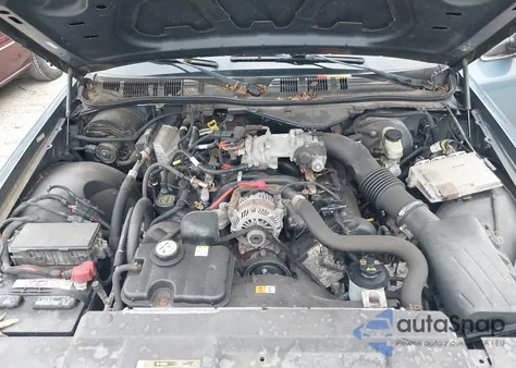 2008 Ford Crown Victoria Police/Police Interceptor from USA, damaged, VIN 2FAFP71V78X105484